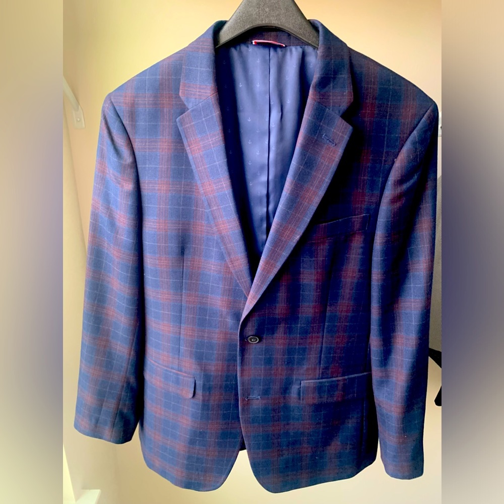 Tommy Hilfiger Men’s plaid blazer